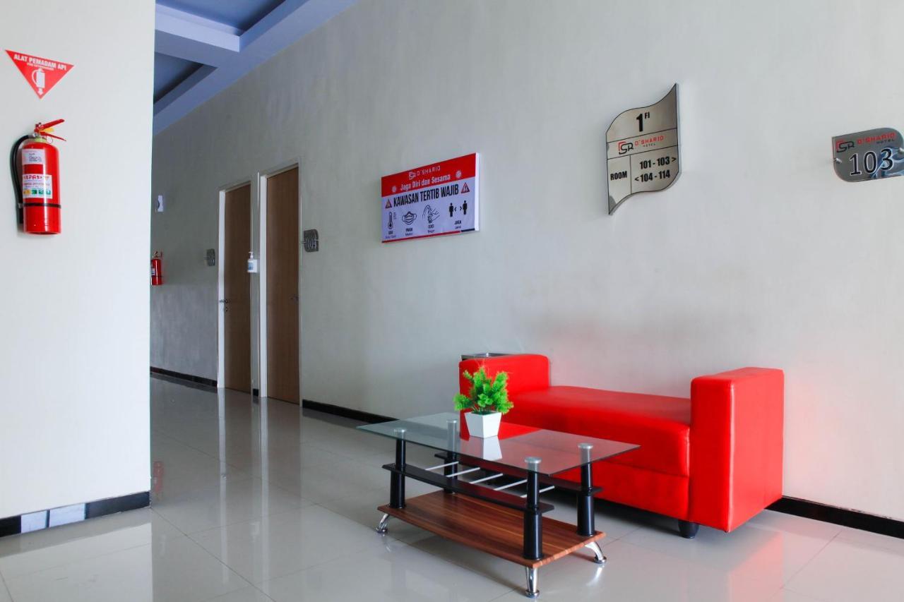 D'Shario Hotel Kepanjen Malang Kültér fotó